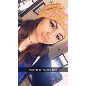 Meet your Posher, Isabel